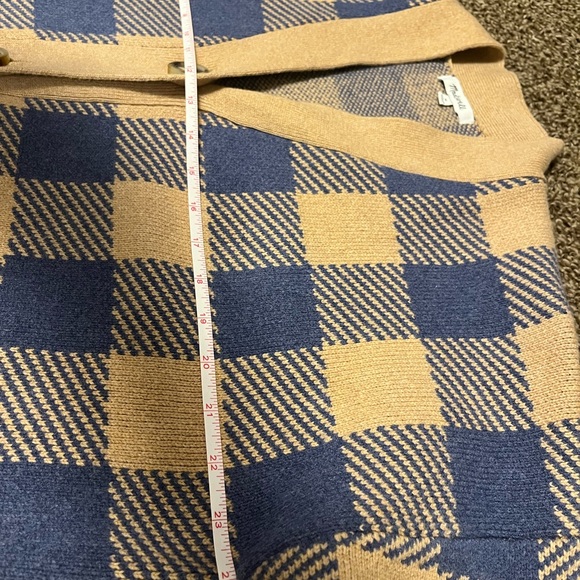 Madewell Buffalo Check Cardigan - Camel and Blue- Medium- PERFECT CONDITION! - Picture 10 of 12